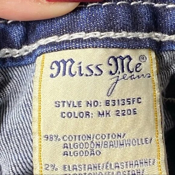 Miss Me Standard Crop Stretch Bling Wings Jeans Size 26 - Picture 6 of 7